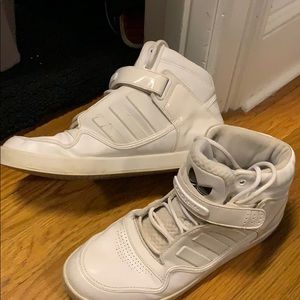 Adidas skate/ high top shoes